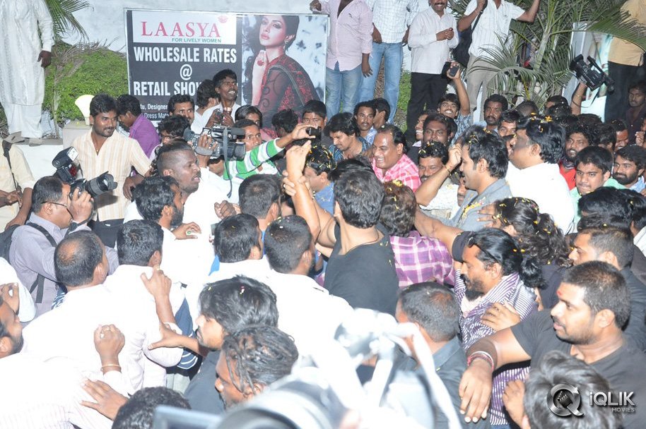 Rowdy-Movie-Pressmeet-at-Mallikarjuna-Theatre